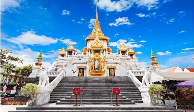 chua-phat-vang-Wat-Traimit-tranletour